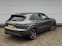 Porsche Cayenne 3.0 E-Hybrid | Panodak | Sport Chrono | Luchtvering | Bose | 22 inch |