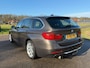 BMW 3-Serie Touring 320i High Executive / Automaat / Airco / Navi / Trekhaak / Elektrische Achterklep Achterraam Apart open / NAP