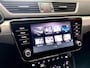 Skoda Superb COMBI 1.4 TSI iV BUSINESS EDITION PHEV NAVIGATIE CRUISE CONTROL CLIMATE CONTROL APPLE CARPLAY/ANDROID BLUETOOTH TELEFOON ACHTERUITRIJCAMERA ZEER MOOI !! Brgl
