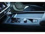 Volvo V60 2.0 T5 Momentum | Navigatie | AppleCarplay/Android Auto | Half lederen bekleding | Stoelverwarming | Semi Electrische Wegklapbare trekhaak | Parkeersensoren achter |