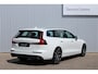 Volvo V60 2.0 T5 Momentum | Navigatie | AppleCarplay/Android Auto | Half lederen bekleding | Stoelverwarming | Semi Electrische Wegklapbare trekhaak | Parkeersensoren achter |