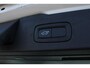 Volvo V60 2.0 T5 Momentum | Navigatie | AppleCarplay/Android Auto | Half lederen bekleding | Stoelverwarming | Semi Electrische Wegklapbare trekhaak | Parkeersensoren achter |