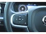 Volvo V60 2.0 T5 Momentum | Navigatie | AppleCarplay/Android Auto | Half lederen bekleding | Stoelverwarming | Semi Electrische Wegklapbare trekhaak | Parkeersensoren achter |