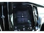 Volvo V60 2.0 T5 Momentum | Navigatie | AppleCarplay/Android Auto | Half lederen bekleding | Stoelverwarming | Semi Electrische Wegklapbare trekhaak | Parkeersensoren achter |