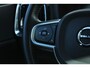 Volvo V60 2.0 T5 Momentum | Navigatie | AppleCarplay/Android Auto | Half lederen bekleding | Stoelverwarming | Semi Electrische Wegklapbare trekhaak | Parkeersensoren achter |
