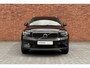 Volvo XC40 T4 Recharge Plus Bright | Trekhaak | Elektrisch Verstelbare Voorstoelen | Parkeercamera | Adaptieve Cruise Control | Verwarmbare Voorstoelen | Apple Carplay/Android Auto | Navigatie
