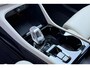Volvo XC40 T4 Recharge Plus Bright | Trekhaak | Elektrisch Verstelbare Voorstoelen | Parkeercamera | Adaptieve Cruise Control | Verwarmbare Voorstoelen | Apple Carplay/Android Auto | Navigatie