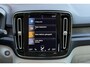 Volvo XC40 T4 Recharge Plus Bright | Trekhaak | Elektrisch Verstelbare Voorstoelen | Parkeercamera | Adaptieve Cruise Control | Verwarmbare Voorstoelen | Apple Carplay/Android Auto | Navigatie