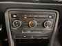 Volkswagen Beetle 1.2 TSI Design met Navigatie, Climat Control, Parkeersensoren voor & achter