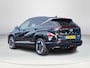 Hyundai Kona Electric Comfort Smart 65.4 kWh | Apple Carplay/ Android Auto | Stoelverwarming/stuurverwarming | Achteruitrijcamera | Head-up Display | Navigatie | Elektrische achterklep |