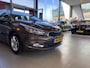 Kia Ceed cee'd Sportswagon 1.6 GDI Plus Pack,Navigatie,Achteruitrijcamera,Spraakbediening,Climate&Cruisecontrol,Achteruitrijsensoren,Aux Usb Aansluiting,15 Inch Lmv