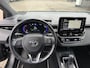 Toyota Corolla 1.8 Hybrid Dynamic Limited | Automaat | Navigatie | Afneembare Trekhaak | LED Verlichting | Camera | Parkeersensoren | Lichtmetalen Velgen | Digitaal Dashboard | Climate Control | Keyless Start | DAB Radio | Apple Carplay |