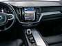 Volvo XC60 2.0 T6 Plug-in hybrid AWD Plus Dark 350 Pk Automaat Navi / Leer / Pano-dak / Apple Carplay / DAB / Stoelverwarming