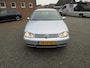 Volkswagen Golf 1.6-16V FSI Ocean * Climate control * Trekhaak * Lichtmetalen velgen * 5 Deurs *