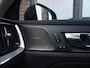 Volvo V60 2.0 T6 Plug-in hybrid AWD Ultra Dark | Pano | H&K | HUD | Trekhaak | Leer |