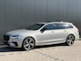 Volvo V90 T6 Plug-in hybrid AWD Ultimate Dark | Panoramadak | Trekhaak | Long Range | Luchtvering | Bowers & Wilkins | Long Range | Stoel en stuurwielverwarming |