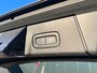 Volvo V90 T6 Plug-in hybrid AWD Ultimate Dark | Panoramadak | Trekhaak | Luchtvering | Bowers & Wilkins | Long Range | Stoel en stuurwielverwarming |