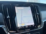Volvo V90 T6 Plug-in hybrid AWD Ultimate Dark | Panoramadak | Trekhaak | Long Range | Luchtvering | Bowers & Wilkins | Long Range | Stoel en stuurwielverwarming |