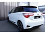 Toyota Yaris 1.5 Hybrid Executive Bi-Tone Plus | Key Less | Camera | CarPlay draadloos | Fabrieksgarantie|