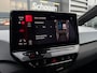 Volkswagen ID.3 First Plus 58 kWh 204 pk | Achteruitrijcamera | Stoel/stuur verwarming | Navigatie |