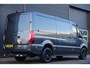 Mercedes-Benz Sprinter 319 3.0 CDI V6 L2H1 AUT. LED, 2X SCHUIFDEUR, 3.5T TREKHAAK, MBUX 10'', 360 CAMERA, STOELVERWARMING, VOORRUIT VERWARMING, LEDER STUUR, NL AUTO, NAP