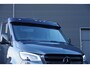 Mercedes-Benz Sprinter 319 3.0 CDI V6 L2H1 AUT. LED, 2X SCHUIFDEUR, 3.5T TREKHAAK, MBUX 10'', 360 CAMERA, STOELVERWARMING, VOORRUIT VERWARMING, LEDER STUUR, NL AUTO, NAP