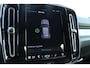 Volvo XC40 Recharge P8 AWD R-Design | Verwarmbare voorstoelen | Verwarmbaar stuurwiel | Elektrische voorstoelen met geheugen | Apple carplay/Android auto | Achteruitrijcamera|