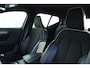 Volvo XC40 Recharge P8 AWD R-Design | Verwarmbare voorstoelen | Verwarmbaar stuurwiel | Elektrische voorstoelen met geheugen | Apple carplay/Android auto | Achteruitrijcamera|