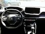 Peugeot 2008 ALLURE PACK 1.2-100pk Navigatie | KEYLESS entry | AppleCarplay & Androidauto | Camera & Parkeersensoren achter | Cruise & Climate Control