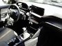 Peugeot 2008 ALLURE PACK 1.2-100pk Navigatie | KEYLESS entry | AppleCarplay & Androidauto | Camera & Parkeersensoren achter | Cruise & Climate Control