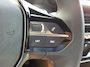 Peugeot 2008 ALLURE PACK 1.2-100pk Navigatie | KEYLESS entry | AppleCarplay & Androidauto | Camera & Parkeersensoren achter | Cruise & Climate Control