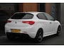 Alfa Romeo Giulietta 1.4 Turbo AUT | Leder | Org. NL | Stoelverwarming