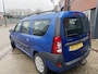 Dacia Logan MCV 1.6 Ambiance 7p. 7 Persoons | Airco | All-Season Banden | Dakrailing | Dakdragers | Radio/CD | Trekhaak | NAP | Levering met nieuwe APK Keuring |