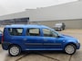 Dacia Logan MCV 1.6 Ambiance 7p. 7 Persoons | Airco | All-Season Banden | Dakrailing | Dakdragers | Radio/CD | Trekhaak | NAP | Levering met nieuwe APK Keuring |