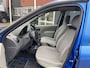 Dacia Logan MCV 1.6 Ambiance 7p. 7 Persoons | Airco | All-Season Banden | Dakrailing | Dakdragers | Radio/CD | Trekhaak | NAP | Levering met nieuwe APK Keuring |