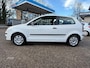 Volkswagen Polo 1.2-12V Trendline *NW. APK*AIRCO*TREKHAAK*ELEKTR. RAMEN*STUURBEKR.*