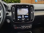 Volvo XC40 2.0 T4 Inscription | Achteruitrijcamera | Cruise control adaptief | Stuurwiel verwarmd
