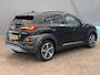 Hyundai Kona 1.6 T-GDI Premium | Head up display | Achteruitrijcamera | Stoelverwarming + stuurwiel verwarming | Krell Audio | Lime Colour Pack | Achteruitrijcamera | Airco (automatisch) | Apple Carplay/Android Auto|telefoonintegratie premium