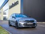 BMW 3-Serie Touring 330e xDrive | M-Sport | Schuif-/kantel dak | Stoelverwarming | Head-Up | 20"