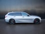BMW 3-Serie Touring 330e xDrive | M-Sport | Schuif-/kantel dak | Stoelverwarming | Head-Up | 20"