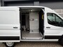 Ford Transit 350 2.0 TDCi 130PK L2H2 / Laadlift / Koeling / NL Auto NAP / Zonnepanelen / Navi / Koelwagen / Laadklep