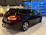 Peugeot 308 SW 1.5 BlueHDI GT | Automaat | Trekhaak | Pano | Camera | PDC | LMV | Led | Climate | Cruise | Half Leer | Navi |