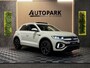 Volkswagen T-Roc 1.5 TSI R-Line Business+ |PANORAMADAK|BEATS BY DRE|MASSAGE|IQ LIGHTS|KEYLESS|DEALER ONDERHOUDEN|TREKHAAK|SFEERVER