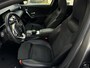 Mercedes-Benz A-klasse 180 AMG Aut Panoramadak Nightpakket Widescreen AmbientLight Keyless SportLeder Led Camera 18" Pdc