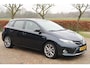 Toyota Auris 1.8 Hybrid Lease