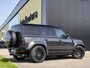 Land Rover Defender 110 2.0 P300e 110 X-Dynamic HSE Trekhaak l Schuif-/kantel Panorama dak l Black Pack l Wheelcover l 23 Inch l
