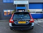 Volvo V70 2.0 D4 R-Edition 163PK|Origineel NL|5Cilinder|Leder|Xenon|Trekhaak|StoelVW|Cruise|Bluetooth|Climate|17INCH|Electic klep