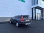 Volvo XC70 2.5 T Momentum XENON/SPORTSTAND/FULL/BOEKJES/STLVWRMNG!