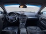 Volvo XC70 2.5 T Momentum XENON/SPORTSTAND/FULL/BOEKJES/STLVWRMNG!