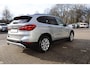 BMW X1 SDrive20i 180 Pk Automaat / Navi / Cruise / Climate / Camera / Licht metaal.